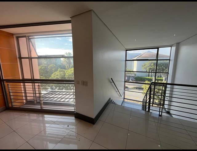 120M² OFFICE TO LET IN CENTURY CITY